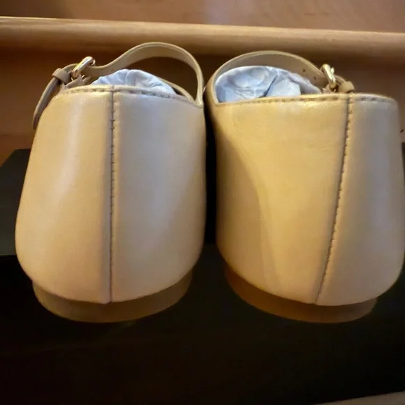 Coach Tan and Black Flats with Gold Buckle - Picture 4 of 7